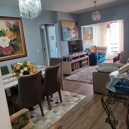 Apto A Uma Quadra Da Praia Central Balneário Camboriú Екстериор снимка